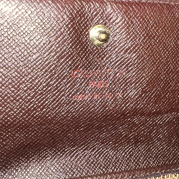 Authentic Louis Vuitton Damier ebene wallet - Picture 12 of 16